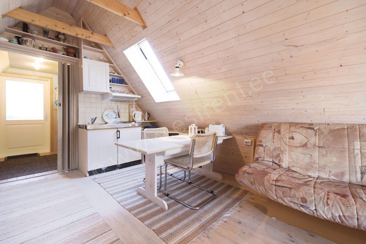 Kaju Guesthouses Nasva エクステリア 写真